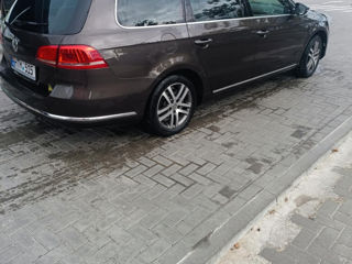 Volkswagen Passat foto 4