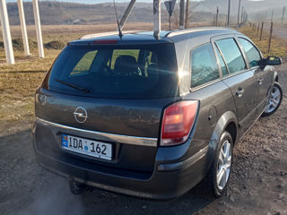 Opel Astra foto 3