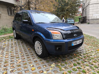 Ford Fusion foto 4