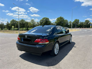 BMW 7 Series foto 4