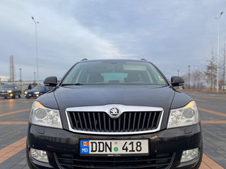 Skoda Octavia foto 1