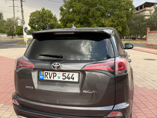 Toyota Rav 4 фото 2