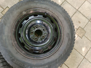 215 65 16, Hankook Korea iarna 90%, cu jante 5x114,3 foto 8