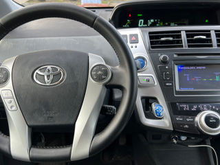 Toyota Prius + foto 6