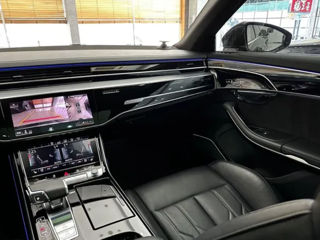 Audi A8 foto 13