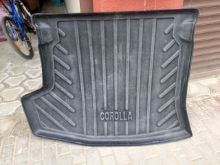 Продам полиуретановый коврик в багажник Toyota Corolla 2008 E150