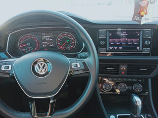 Volkswagen Jetta foto 7