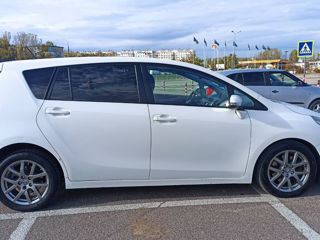 Toyota Verso foto 3