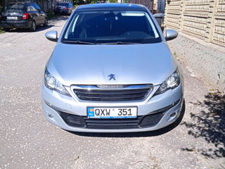 Peugeot 308 foto 1