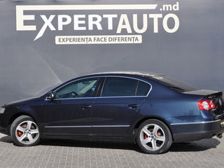 Volkswagen Passat foto 7