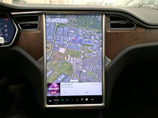 Tesla Model S foto 7