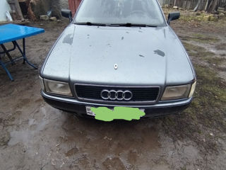 Audi 80