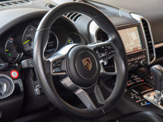 Porsche Cayenne foto 4