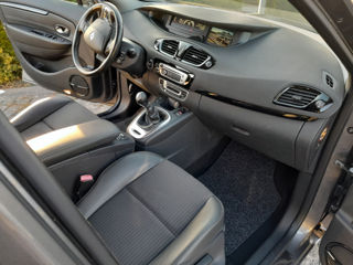 Renault Grand Scenic foto 6