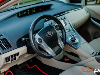 Chirie Toyota Prius / аренда экономных автомобилей foto 4