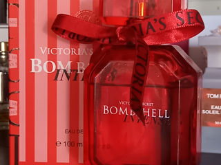 Victorias Secret Bombshell Intense Eau de Parfum
