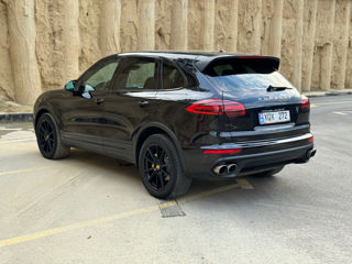 Porsche Cayenne foto 4