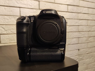 Canon 10D с оригинальным GRIP для коллекции