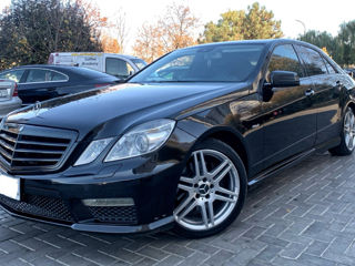 Mercedes E-Class