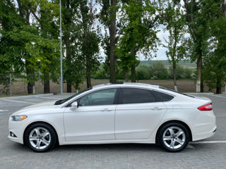 Ford Fusion foto 3