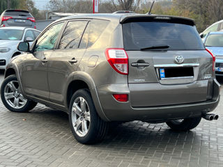 Toyota Rav 4 foto 3