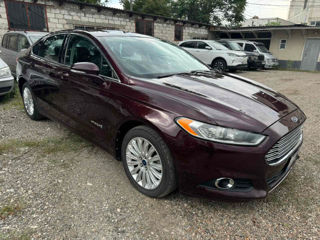 Ford Fusion foto 2