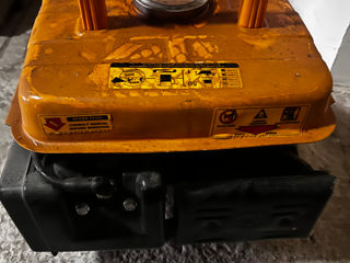 Generator 800W nou , folosit de doua ori.