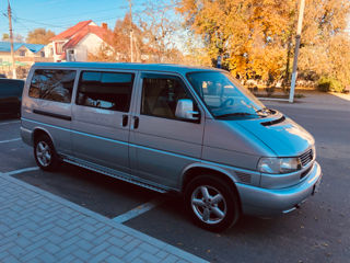 Volkswagen Caravelle foto 6