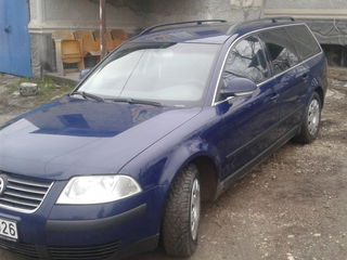 Volkswagen Passat foto 1