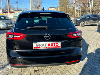 Opel Insignia foto 7