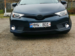 Toyota Auris foto 8