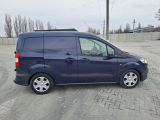 Ford Courier foto 16