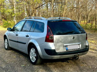 Renault Megane foto 8