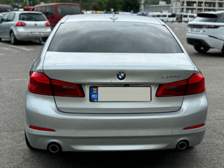 BMW 5 Series foto 8