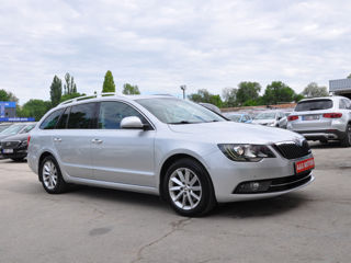 Skoda Superb foto 3