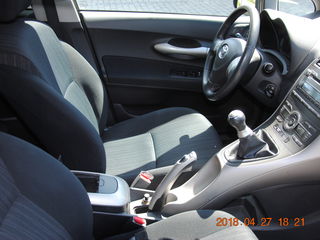 Toyota Auris foto 6