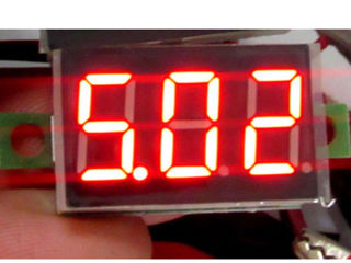 Светодиодный вольтметр, измеритель напряжения с LED дисплеем, красный, зеленый, синий.