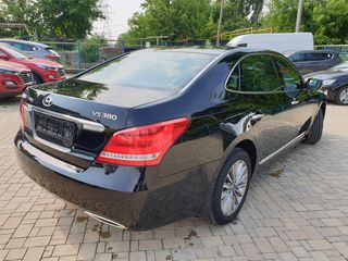 Hyundai Equus foto 2