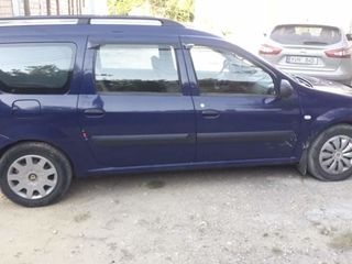 Dacia Logan foto 3