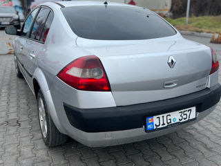 Renault Megane foto 5