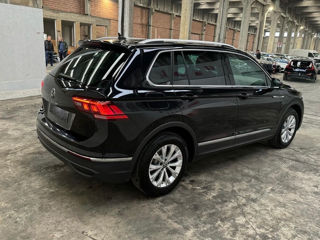 Volkswagen Tiguan foto 3