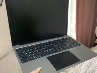 Laptop foto 1