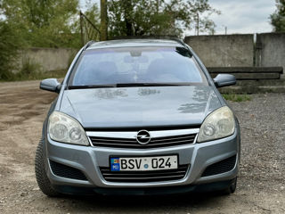 Opel Astra foto 2