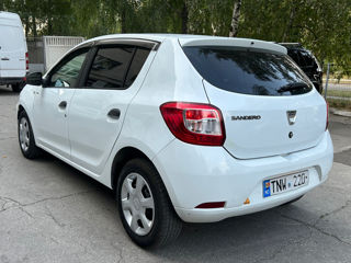 Dacia Sandero foto 4