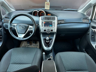 Toyota Verso foto 11