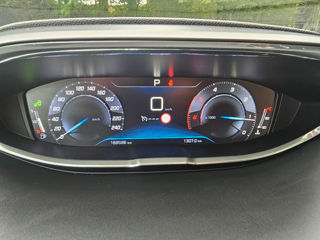 Peugeot 5008 foto 16