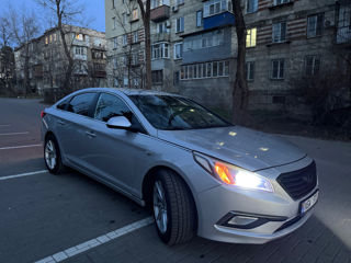 Hyundai Sonata foto 3