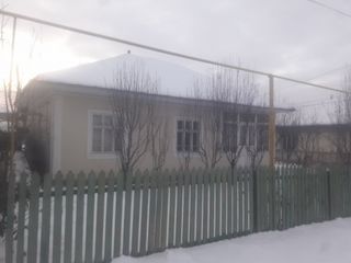 Дом в Унгенах, просторный (144м), котельцовый, газ.отопление, участок-7,4 соток. foto 6