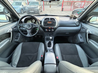 Toyota Rav 4 foto 11