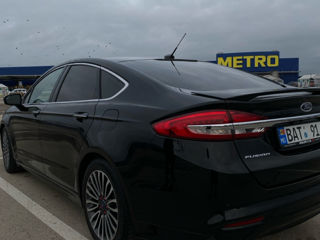 Ford Fusion foto 2